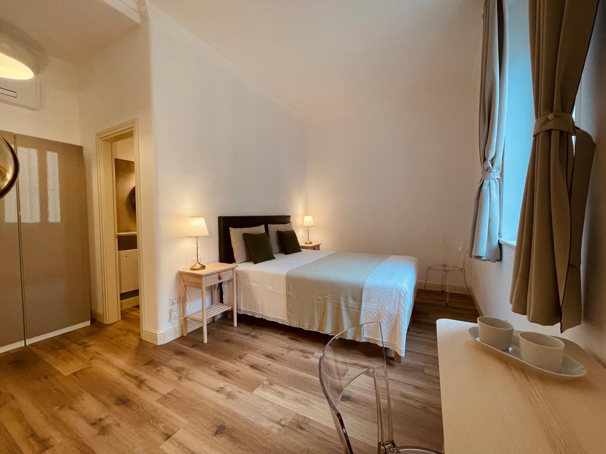 Palazzo Pitagora Hotel Taranto Bagian luar foto